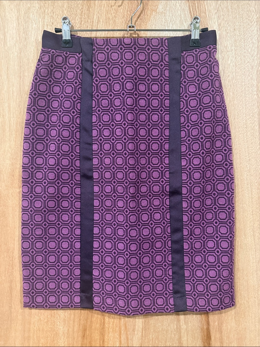 Sz 0 New York & Company Purple Geometric Pencil Skirt with Purple Trim